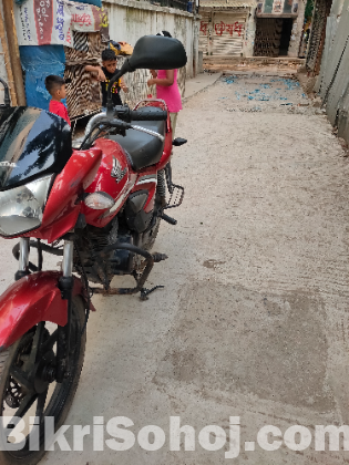 Motor cycle